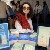 1 Iran Through Books 