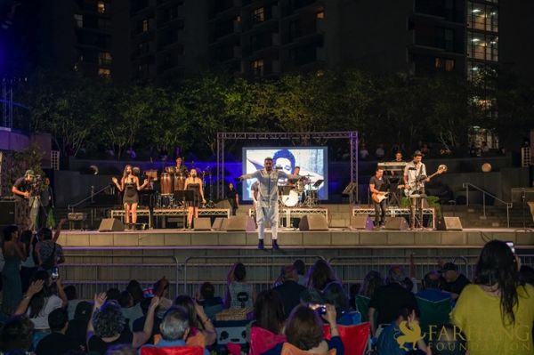 17 Kamyar at Grand Performances 2022