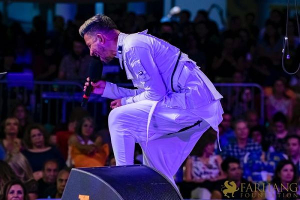 18 Kamyar at Grand Performances 2022