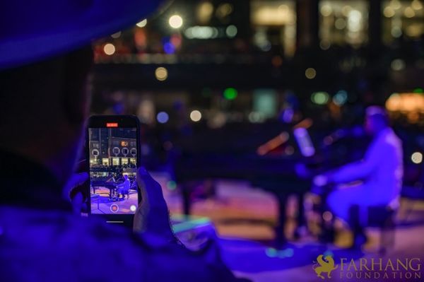 41 Kamyar at Grand Performances 2022