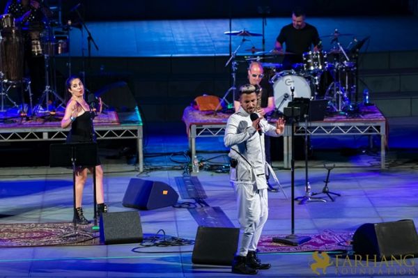 77 Kamyar at Grand Performances 2022