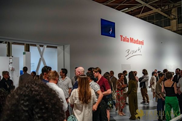 Tala Madani Exhibition Opening 071