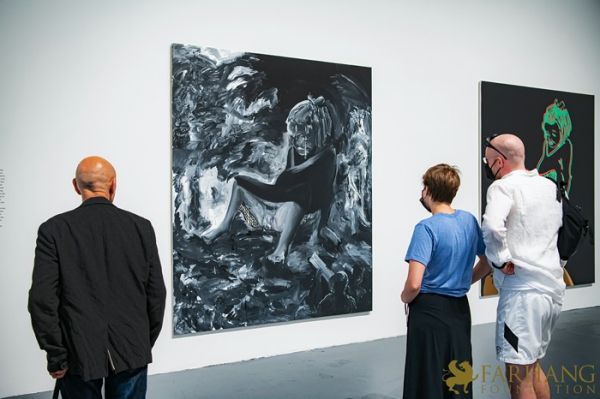 Tala Madani Exhibition Opening 094