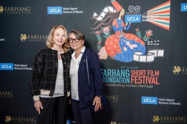 On The Red Carpet at the 2023 Farhang Film Festival Awards 015