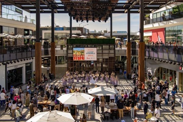 8 Nowruz at Westfield Century City 