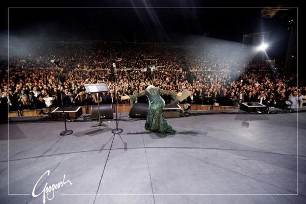 googoosh at the hollywood bowl 023
