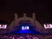 googoosh at the hollywood bowl 062