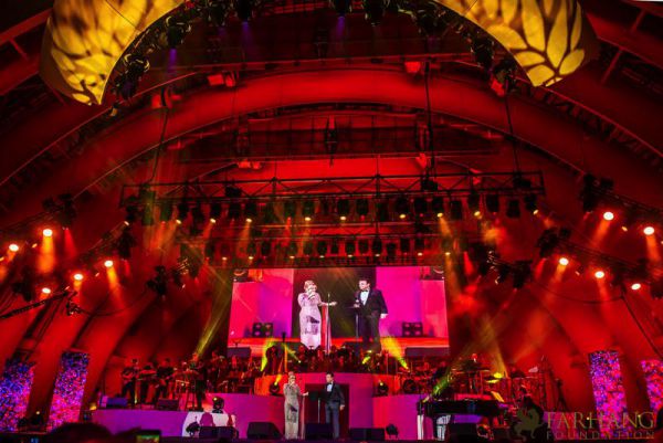 googoosh at the hollywood bowl 071