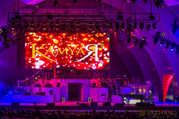 googoosh at the hollywood bowl 073