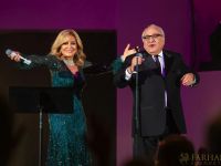 googoosh at the hollywood bowl 080