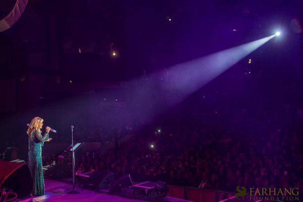 googoosh at the hollywood bowl 082