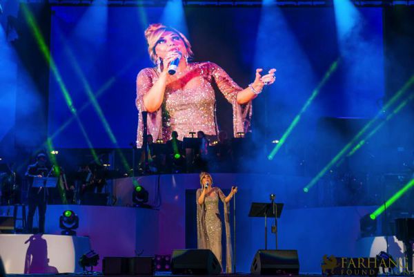 googoosh at the hollywood bowl 085