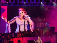 googoosh at the hollywood bowl 090