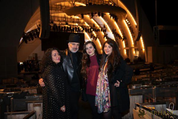 googoosh at the hollywood bowl 091
