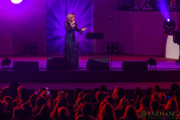 googoosh at the hollywood bowl 098
