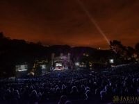 googoosh at the hollywood bowl 099