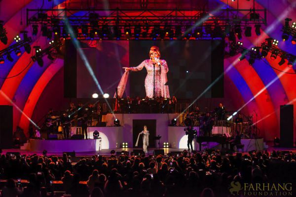 googoosh at the hollywood bowl 113