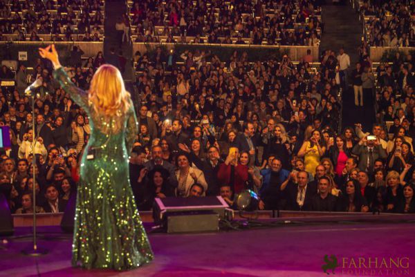 googoosh at the hollywood bowl 115