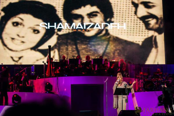 googoosh at the hollywood bowl 118