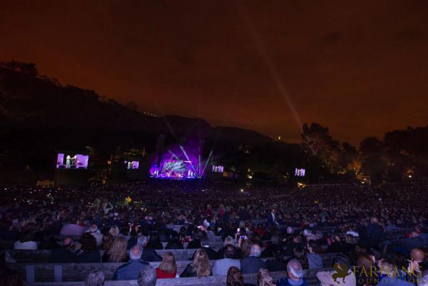 googoosh at the hollywood bowl 125