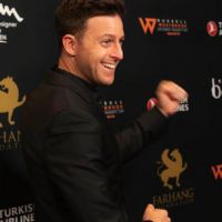 On The Red Carpet   Farhang Gala 011