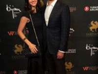 On The Red Carpet   Farhang Gala 058